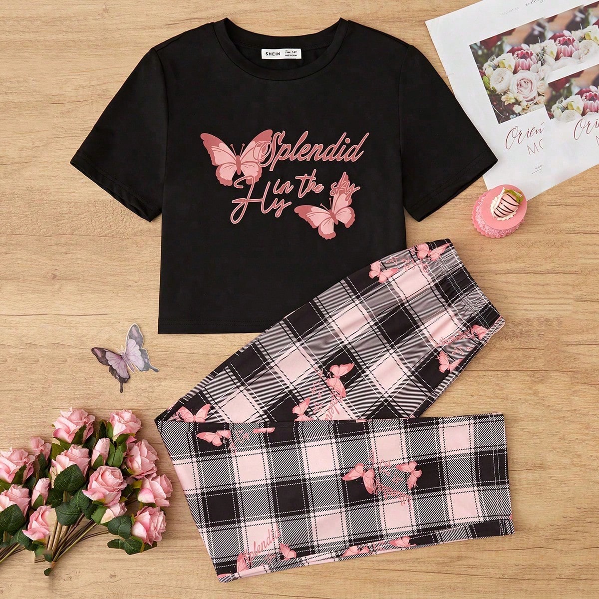 Nuevo conjunto informal de estilo simple de pantalón y top de manga corta con estampado de mariposa, ropa de casa para niñas