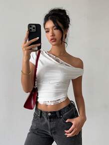 Siren Gaze Blusa corta con cuello asimétrico de encaje de doble capa, ajuste ceñido, estilo sexy, para conciertos/raves/Pascua, verano, estilo bohemio, festivales de música y vacaciones