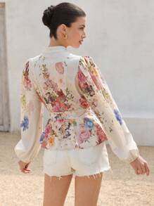 Aveloria Rosie Elegante camisa de señora de manga larga con cuello alto romántico, botones, cintura ceñida y estampado floral