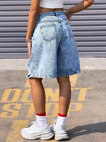SHEIN Teen Girls Light Wash Denim Bermuda Shorts With Pockets And Distressed Details - Light Wash - View 3