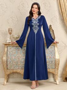 Al Najma V-Neck Jeweled Embroidered Flared Sleeve Swing Arabian Dress - Blue - View 4