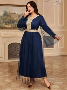 Al Najma Vestido largo elegante para mujer de talla grande con decoración de cinta y estilo árabe de malla - Azul Marino - Ver 4