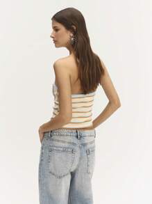 Nöista Multicolor Bardot Top

Off-Shoulder Bardot Top-Perfect For Casual Elegance On Sunny Days - Red and White - View 2