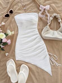 Soleia Robe mini asymétrique à volants, taille avec lacet, fente latérale, texture ondulée blanche, sans bretelles, adaptée pour fête, rendez-vous, goûter, festival de musique, style western, vacances à la plage, tenue d'été