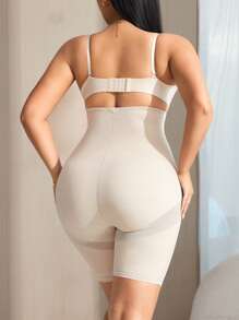 1 件大码高腰塑身短裤