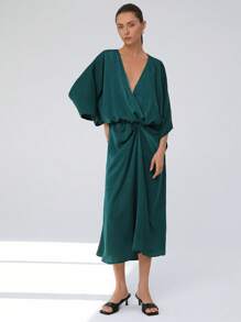 Aveloria Modichic Dark Green Elegant And Comfortable Satin Texture Loose Deep V-Neck Pleated Waist Mid-Length Sleeve Midi Ladies Long Dress