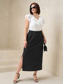 Chikora Plus Size Elegant Commuter Striped Side Slit Skirt, Black Skirt, Summer Skirt, Summer, Women's Summer Clothing, Women's Summer Clothing, Summer Bottoms, Fashionable Women, Stylish And Versatile, Suitable For Daily Wear - Black and White - View 2