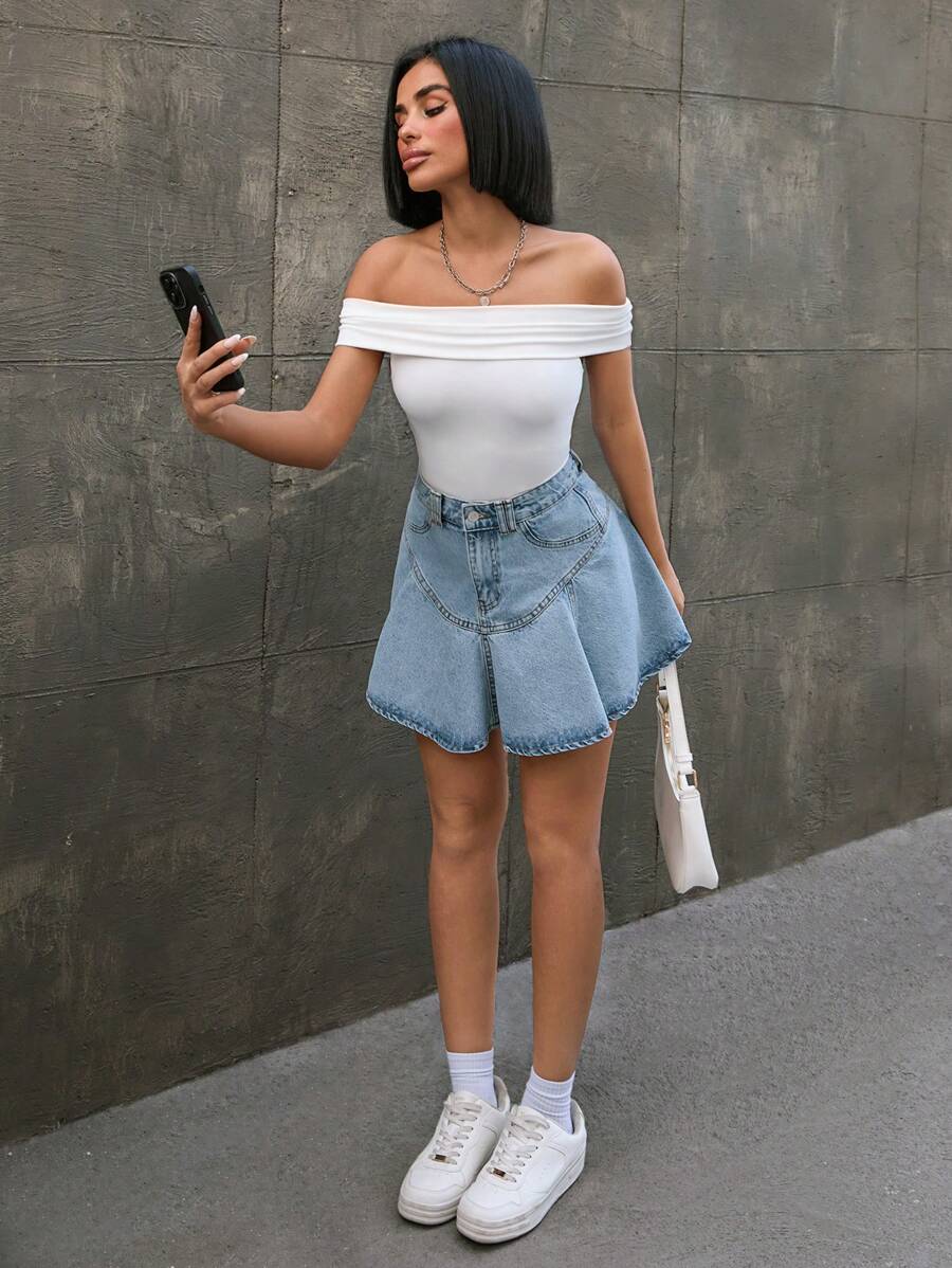 RueChic WOMEN MID WAIST FLOUNCE DETAIL DENIM SKIRT - Light Wash - View 1