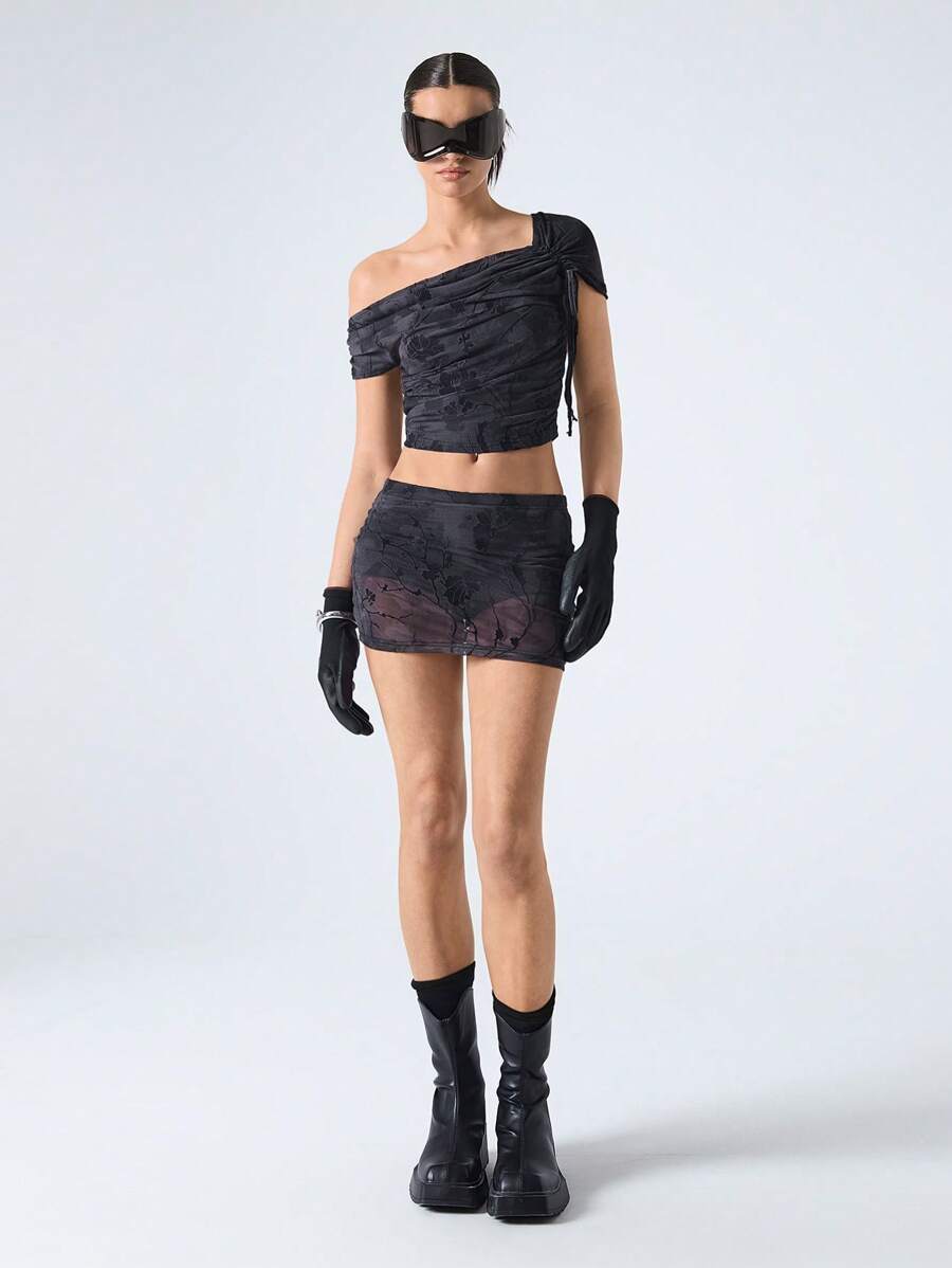 LYSMO Women Floral Print Asymmetrical Collar Drawstring Cropped Top And Midi Skirt Set - Black - View 1