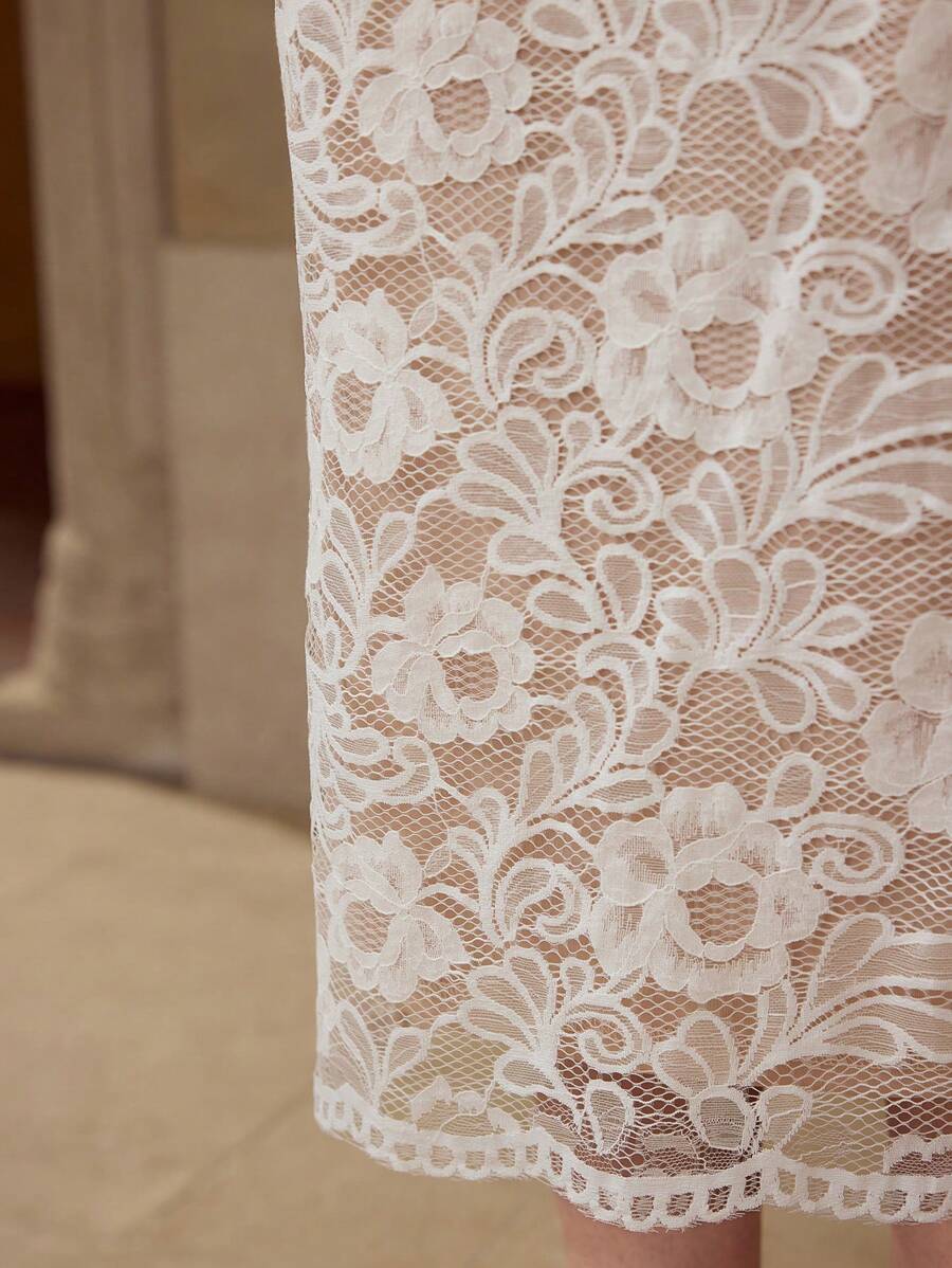 MOTF 蕾丝开衩裙 - 白色 - 查看 2