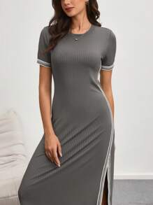 Round Neck Short Sleeve Striped Ribbon Patchwork Side Split Bodycon House Dress - Grey - View 5