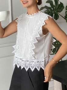 SHEIN Frenchy Guipure Lace Paneled Lock Hole Sleeveless White T Shirt Everyday Wear  Summer Outfits For Women  Summer Tops  Tube Top  Going Out Tops Women