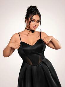 SHEIN X LOS FAVORITOS DE LA FATSHIONISTA SHEIN ICON Plus Size Bustier Bodice Lace Panel Super Long A-Line Dress, Suitable For Weddings Summer - Black - View 1