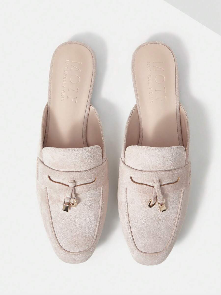 MOTF PREMIUM WOMEN'S SIMPLE & COMFORTABLE FLAT SHOES FOR CHRISTMAS - Baby Pink - View 1