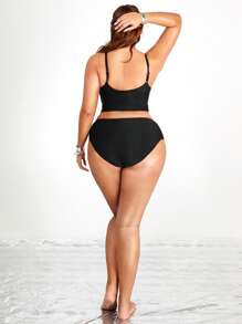 SHEIN Swim SXY Conjunto de tankini de talla grande con top tipo camiseta con abertura y braguitas, para el verano y la playa