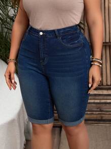 EMERY ROSE Plus Size Feminino Bolso Enrolado Bainha Justa Casual Versátil Denim Shorts - Azul - Visão 3