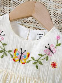 SHEIN Vintaside Kids Young Girl One Piece Pastoral Style, Fresh, Sweet And Cute, Suitable For For Picnics, Taking Photos And Punching In, Round Neck Embroidered Butterfly Leaves, Small Cap Sleeves And Hem Embroidered Small Flowers White Dress - Apricot - View 3