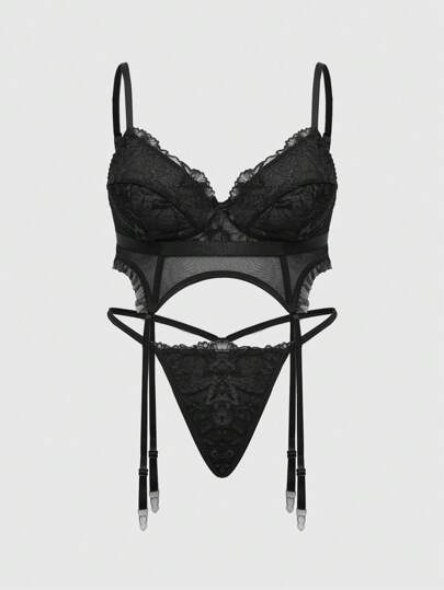 Goth Conjunto de lencería sexy de sujetador con aros y tanga con bordado floral gótico oscuro en tallas grandes