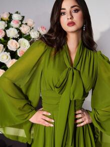 Modelyn 女士长款连衣裙简约时尚休闲日常