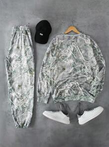 Men's Camouflage Print Sweatshirt And Sweatpants Set, Fall Clothes - Green - View 2