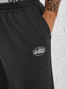 Manfinity VCAY 男女款休闲提花针织中腰尼龙松紧腰印花慢跑裤，适合日常穿着 - 深灰色 - 查看 4