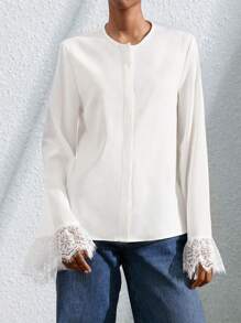 SHEIN Privé Blusa elegante con diseño minimalista de aspecto vintage, cuello, contraste de encaje y mangas de campana para mujer - Blanco - Ver 4
