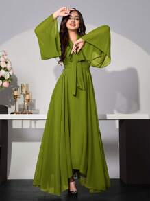 Modelyn 女士长款连衣裙简约时尚休闲日常