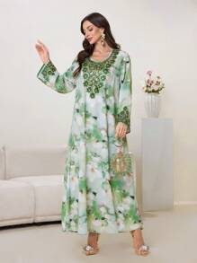 Al Najma 女士优雅花卉刺绣贴片亮片装饰宽松 Jalabiya 连衣裙，朴素的长袍 - 彩色 - 查看 6