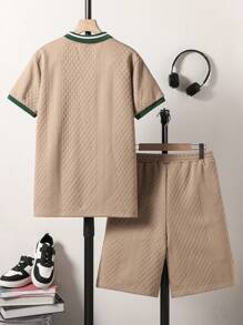 SHEIN Vacaura 2pcs/Set Teenage Boys Fashionable Polo Collar T-Shirt And Casual Shorts Set