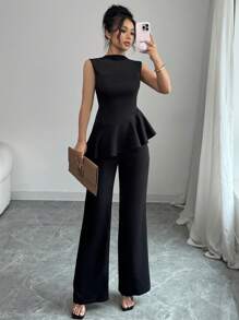 Chiquease Áo crop top lưới mỏng không tay viền bèo nhún thanh lịch & gợi cảm, quần dài lưng thun màu đen giản dị, bộ đồ công sở 2 món cho nữ - màu đen - Xem 7