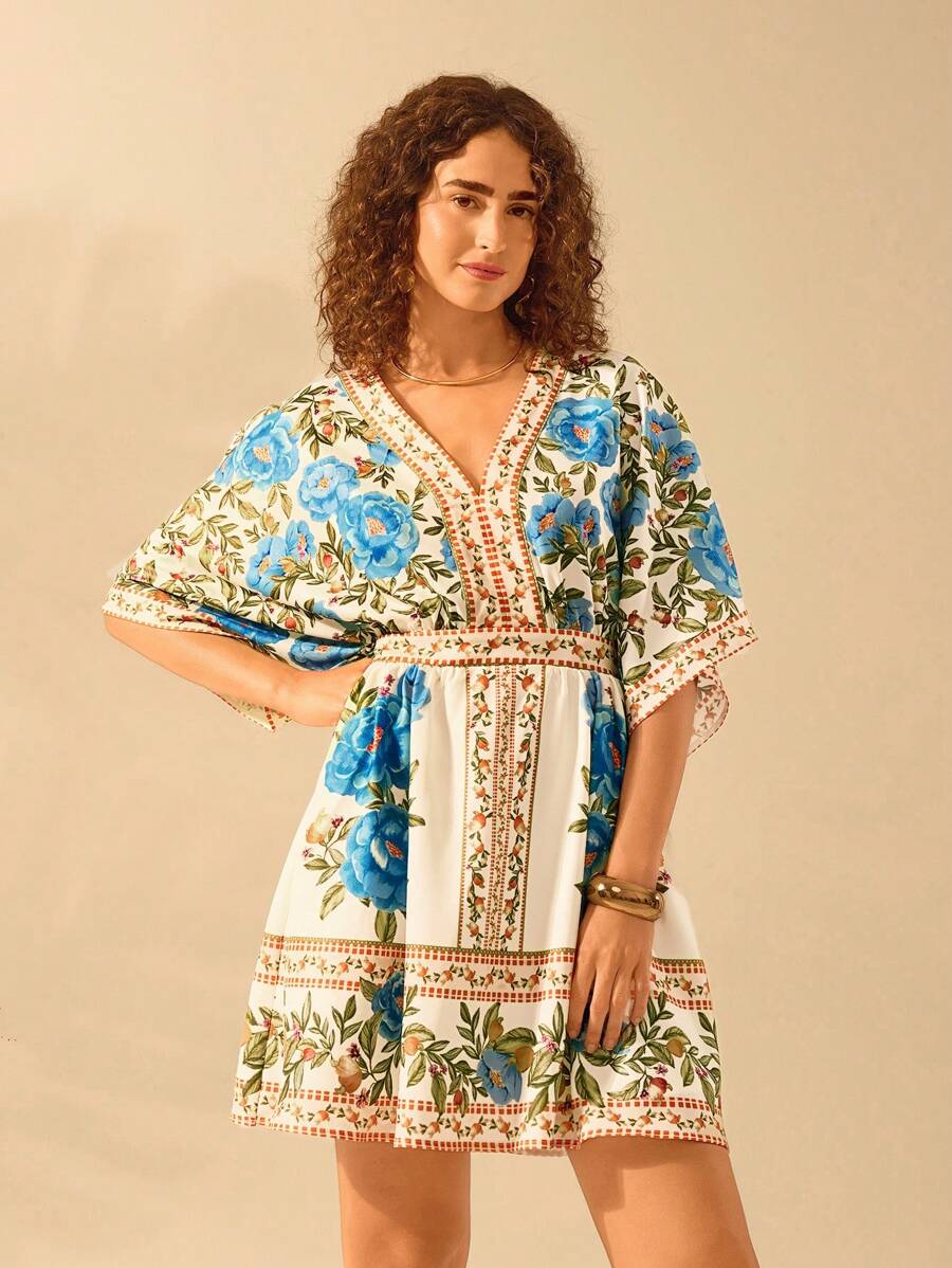 CAJUNI 女式波西米亚风热带蓝色花卉、可爱花园印花宽松休闲 V 领短袖沙滩裙，适合夏季