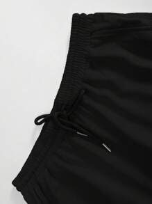 Manfinity RSRT 2pcs/Set Men's Vacation Casual Coconut Tree Printed Tank Top And Shorts Set, Men Summer Outfits - Black - View 7