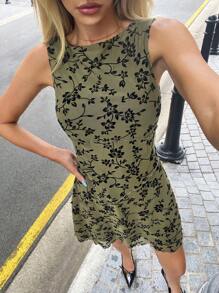 SHEIN Forever 21 A-Line Green Boat Neck Ruched Bust Slim Fit Sleeveless Dress For Women, Spring/Summer - Green - View 5