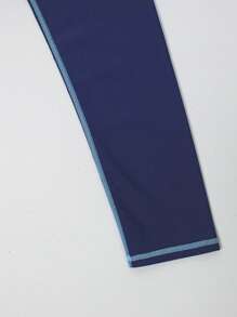 Manfinity Swimmode Men's Long Sleeve Swim Shirt: Blue Wave Print Rashguard For Beach And Surfing Men Swim Trunks - Blue - View 3