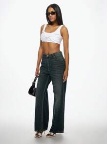 MISSGUIDED Twist前裁剪背心无袖夏季运动瑜伽运动文胸风格修身版型时尚休闲锻炼健身房上衣 - 白色 - 查看 3