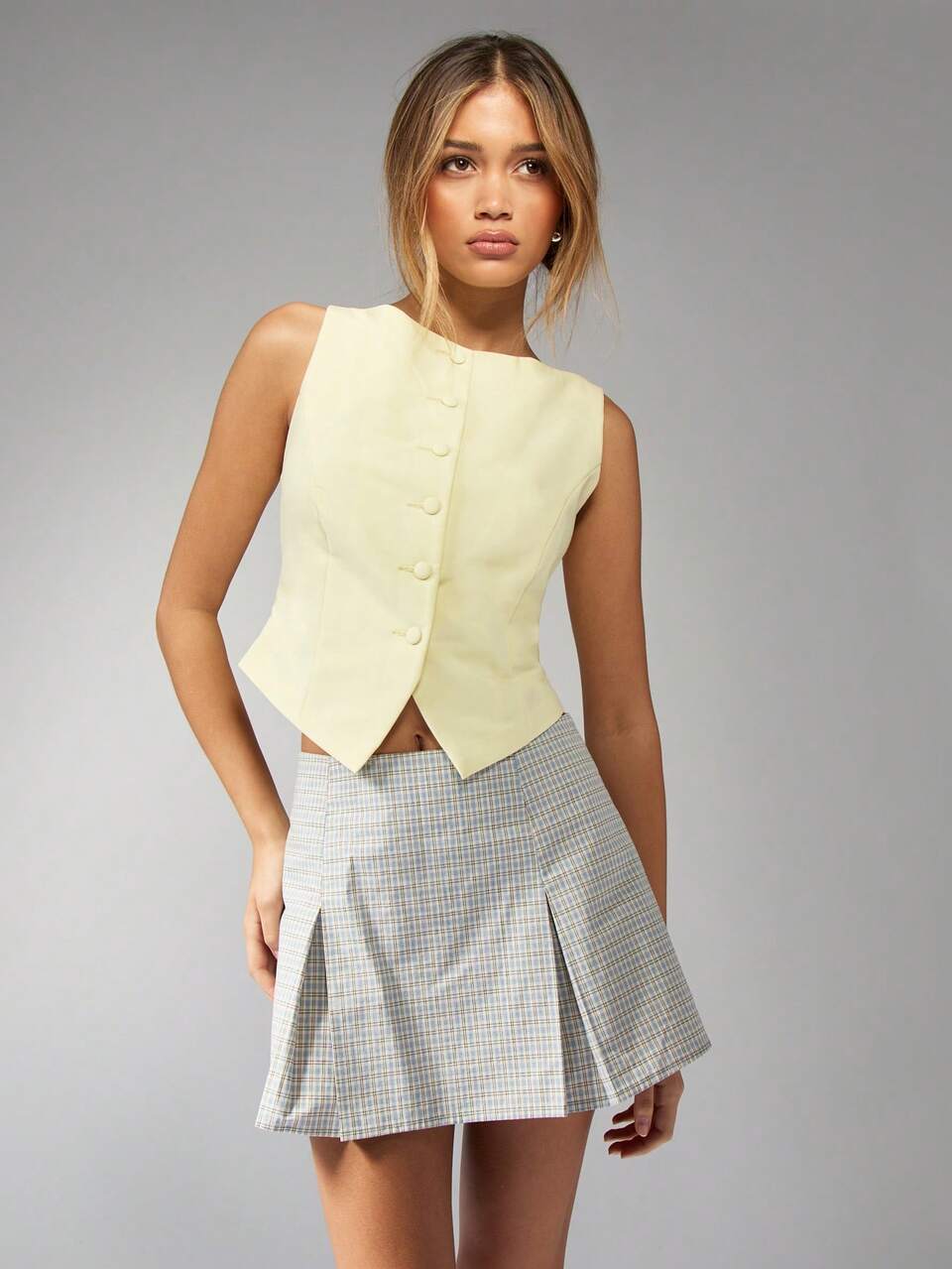 MISSGUIDED Classic Box Pleat Preppy School Skirt Mini Length Lightweight Uniform Tartan Check Print Pleated Tennis A-Line Skater