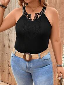 SHEIN LUNE Plus Size Women Contrast Lace Fitted V-Neck Camisole - Black - View 3