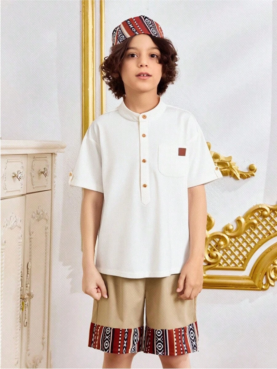 SHEIN 青少年男孩休闲时尚简约极简主义短袖衬衫，百搭设计，适合日常穿着和外出，春夏季