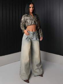 EURMUSE WOMEN LOW WAIST WIDE LEG JEANS DART DETAILED - Light Wash - View 3