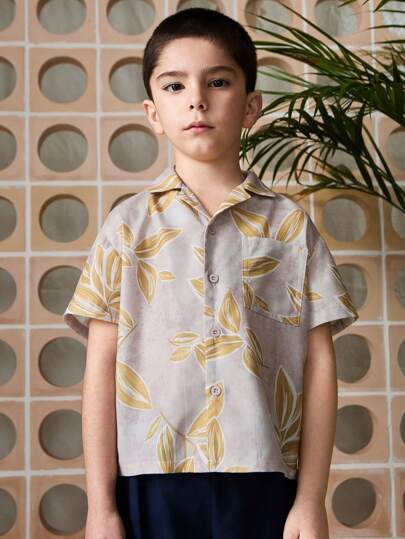 Camisa de bolsillo de manga corta con estampado de hojas vintage para niño, verano