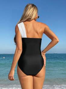 SHEIN Maillot de bain élégant et classique en noir et blanc pour femme enceinte, à porter en vacances à la plage en été