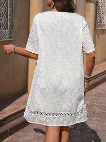 SHEIN Clasi 大码休闲日常连衣裙，简约而时尚