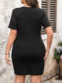 DreamSkyne Vestido negro de manga corta de cuello redondo de mujer talla grande de estilo retro punk con parches, para primavera/verano - Negro - Ver 2