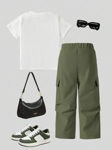 SHEIN 年轻女孩字母与蝴蝶印花短袖 T 恤与工装裤套装 - 軍綠色 - 查看 3