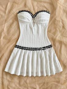 Soleia White Knit Jacquard Crinkled Metal Ring Decor Lace Trim Colorblock Low Waist A-Line Mini Dress