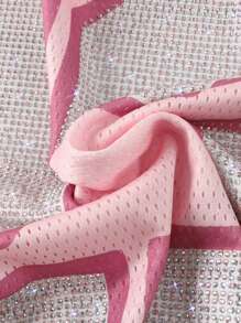 ROMWE MEN Prep Men Jersey Number Letter Satin Graphic V-Neck Tee, 2000s Style - Pink - View 2