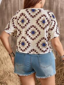 SHEIN LUNE Große Größen Lässig Geometrisches Muster Quasten Saum T-Shirt Sommer für Frauen & Urlaub Frau & Rave Festival mit Fransen Saum Konzert Frauen Boho/Bohemian Sommer Tops Sommer Neues Design Frauen Boho/Boho Sommer Neues Design - Schwarz - Übersicht 3