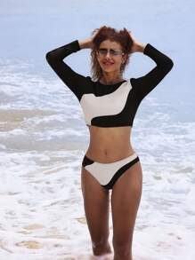 Swim SPRTY 2pcs Women Black & White Printed Design Round Neck Long Sleeve Swimwear Suit, Easy To Wear Sports Casual Surfing Outfit, Festival Boho, Summer Beach Vacation - Black and White - View 4