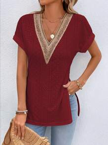 SHEIN LUNE Contrast Lace Batwing Sleeve Split Hem Tee Graphic Tees Women Tops - Burgundy - View 3