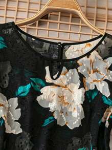 SHEIN Clasi Plus Size Women Floral Print Chiffon Keyhole Neck Party, Valentine's Day, Everyday Elegant Blouse, Spring/Summer